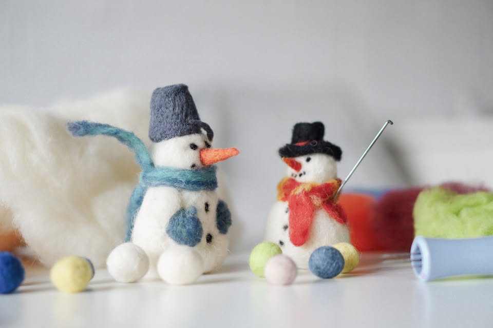 Снежковци от вълна – зимна творческа раб...