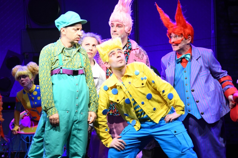 Мюзикълът спондж боб  куклен театър за д...